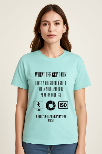 Photographer's Philosophy T-shirt - Unisex Classic Crew T-Shirt (L)